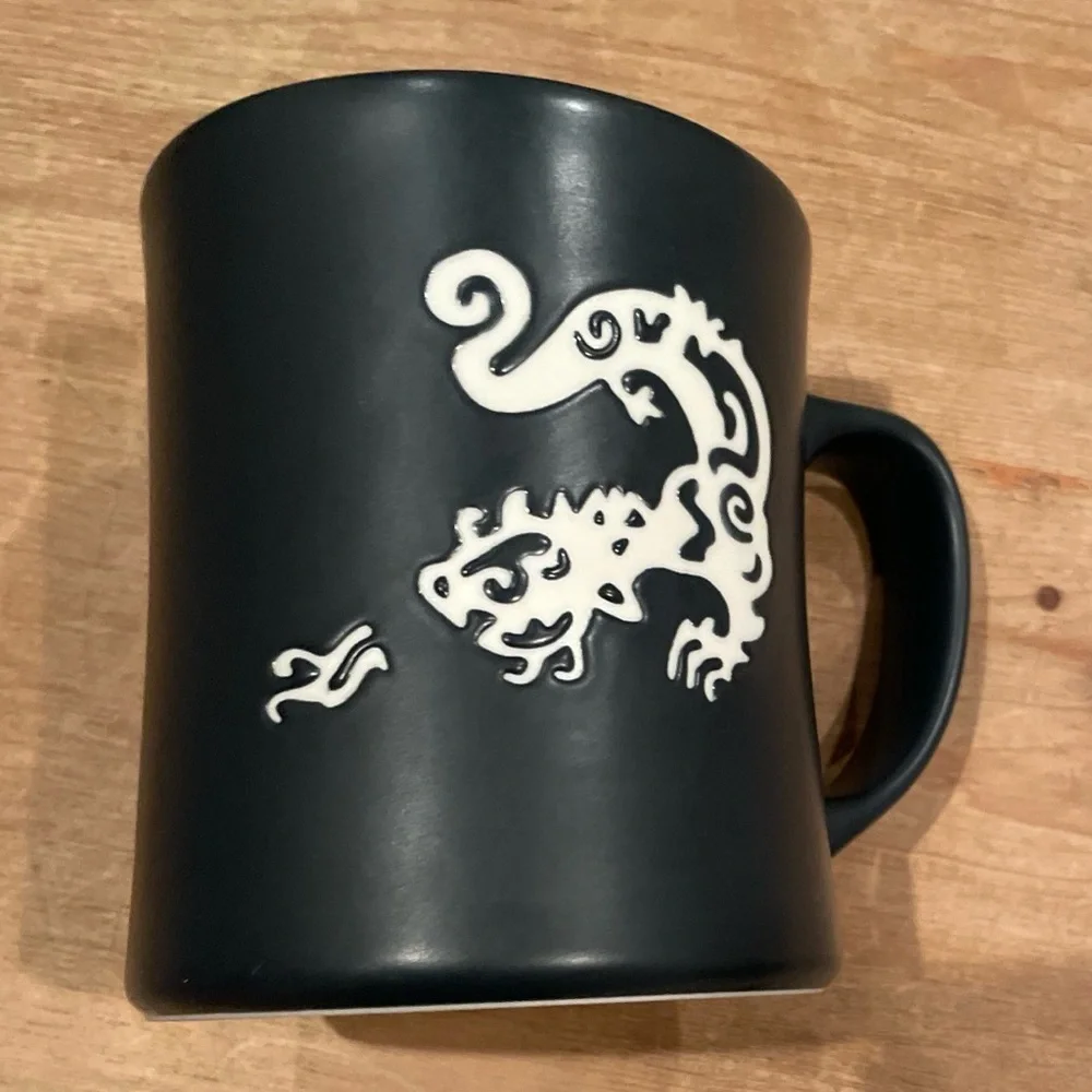 Starbucks VTG 2011 Matching Komodo Dragon collector Mugs Spiritual Folklore EUC
